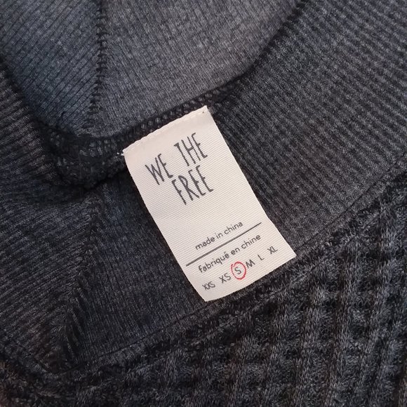 NWT We The Free South Side Thermal Waffle Knit Batwing Sleeve Black Gray Size S - Picture 3 of 10
